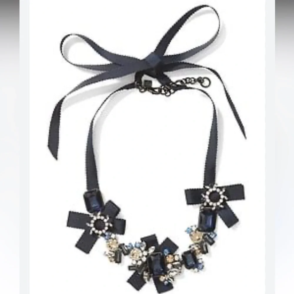 Banana Republic navy Ribbon statement necklace - Picture 3 of 6